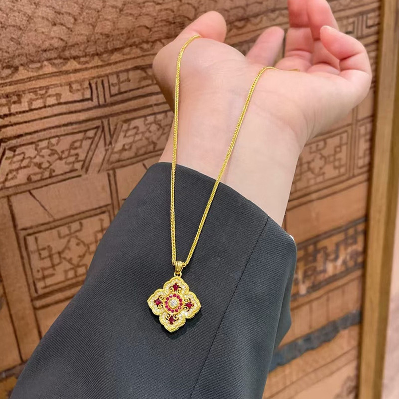 Vintage Luxury Hollow 4 Leaves - Red Clover Flower บทวิจารณ์และราคา