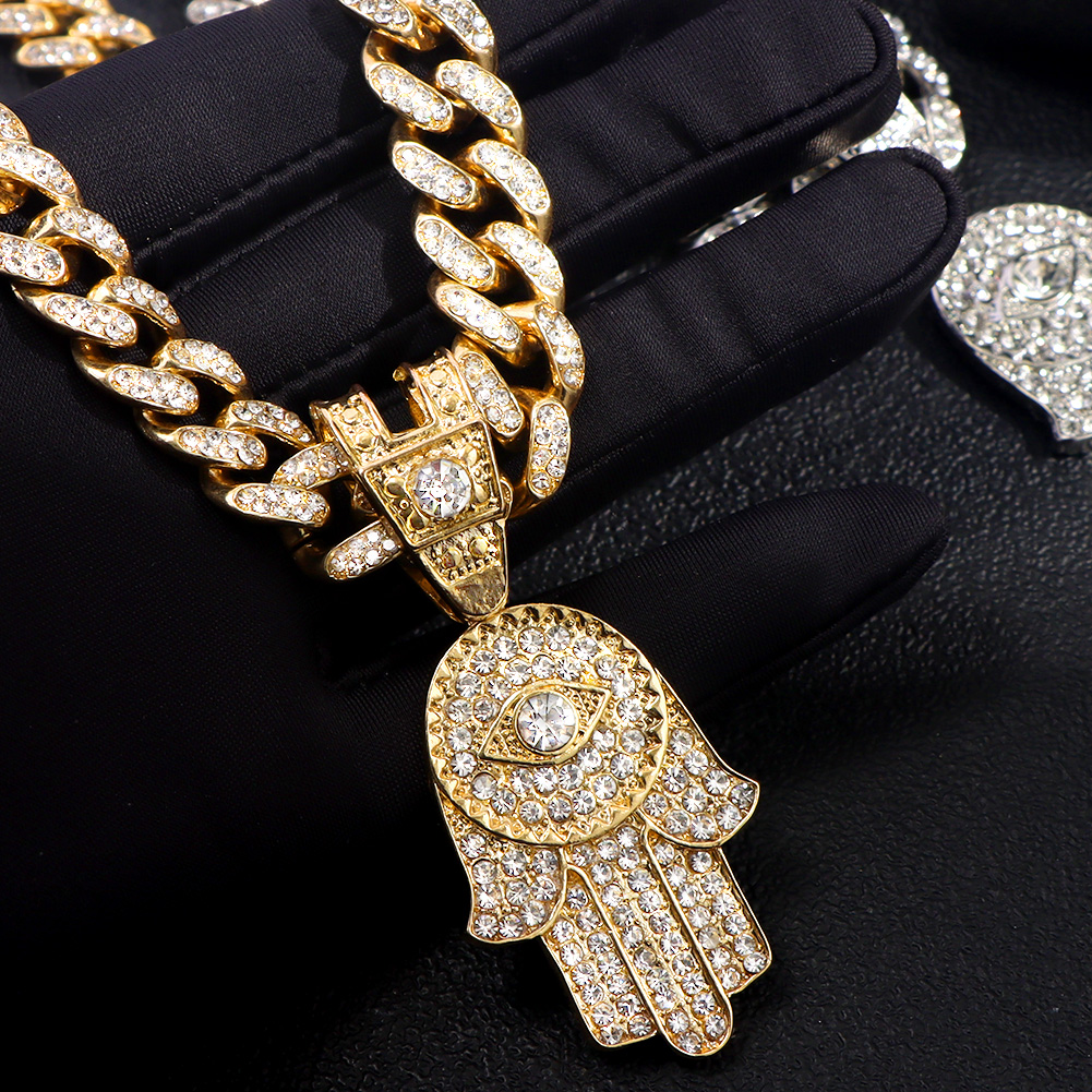 Bling Crystal Hamsa Hand Evil  - Tulsi Holy Basil บทวิจารณ์และราคา