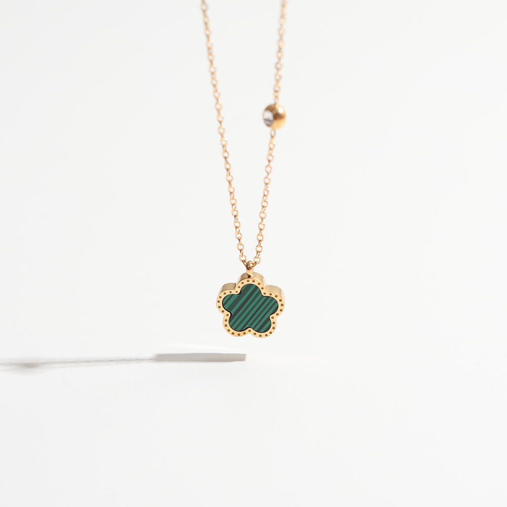 Stainless Steel 18K Gold Plate - Red Clover Flower บทวิจารณ์และราคา