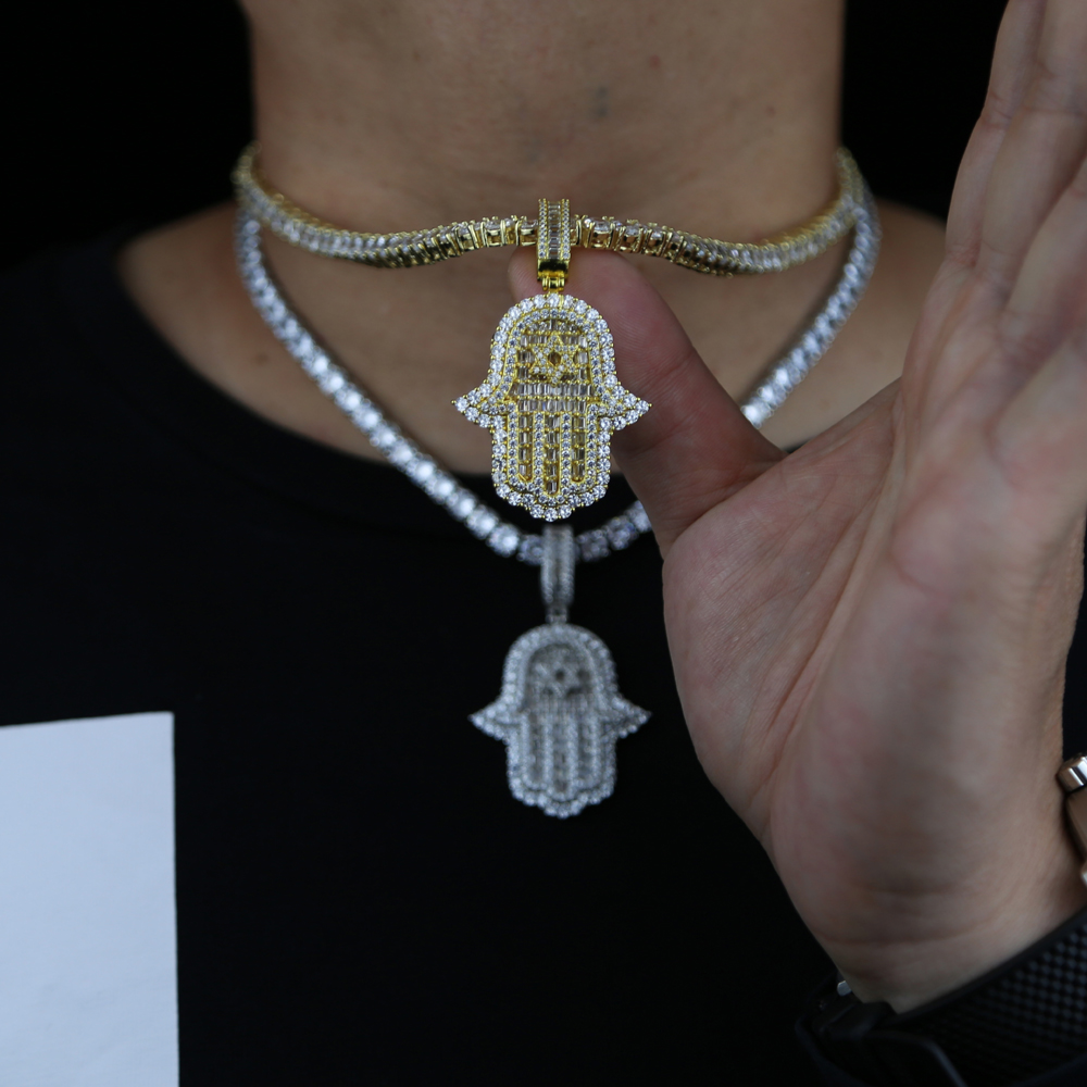 Iced Out Hamsa Hand Pendant Ne - Tulsi Holy Basil บทวิจารณ์และราคา